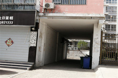 南湖实验学校旁泰丰国际城精装两室中间楼层